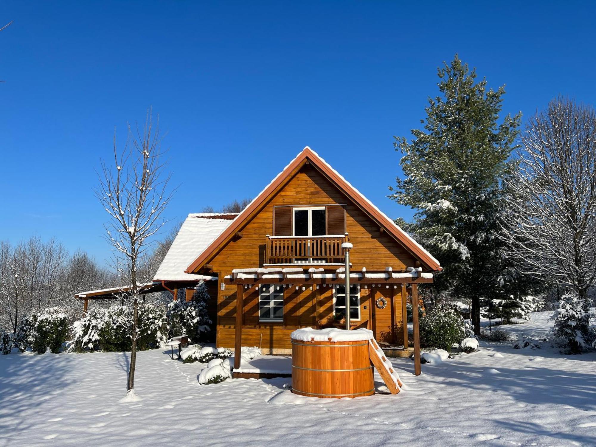 Holiday Homes Vita Natura Rakovica Exterior foto