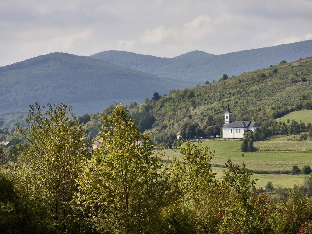 Holiday Homes Vita Natura Rakovica Exterior foto